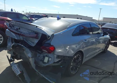 2022 Kia K5 Gt-Line z USA, uszkodzony, nr VIN 5XXG64J26NG116152